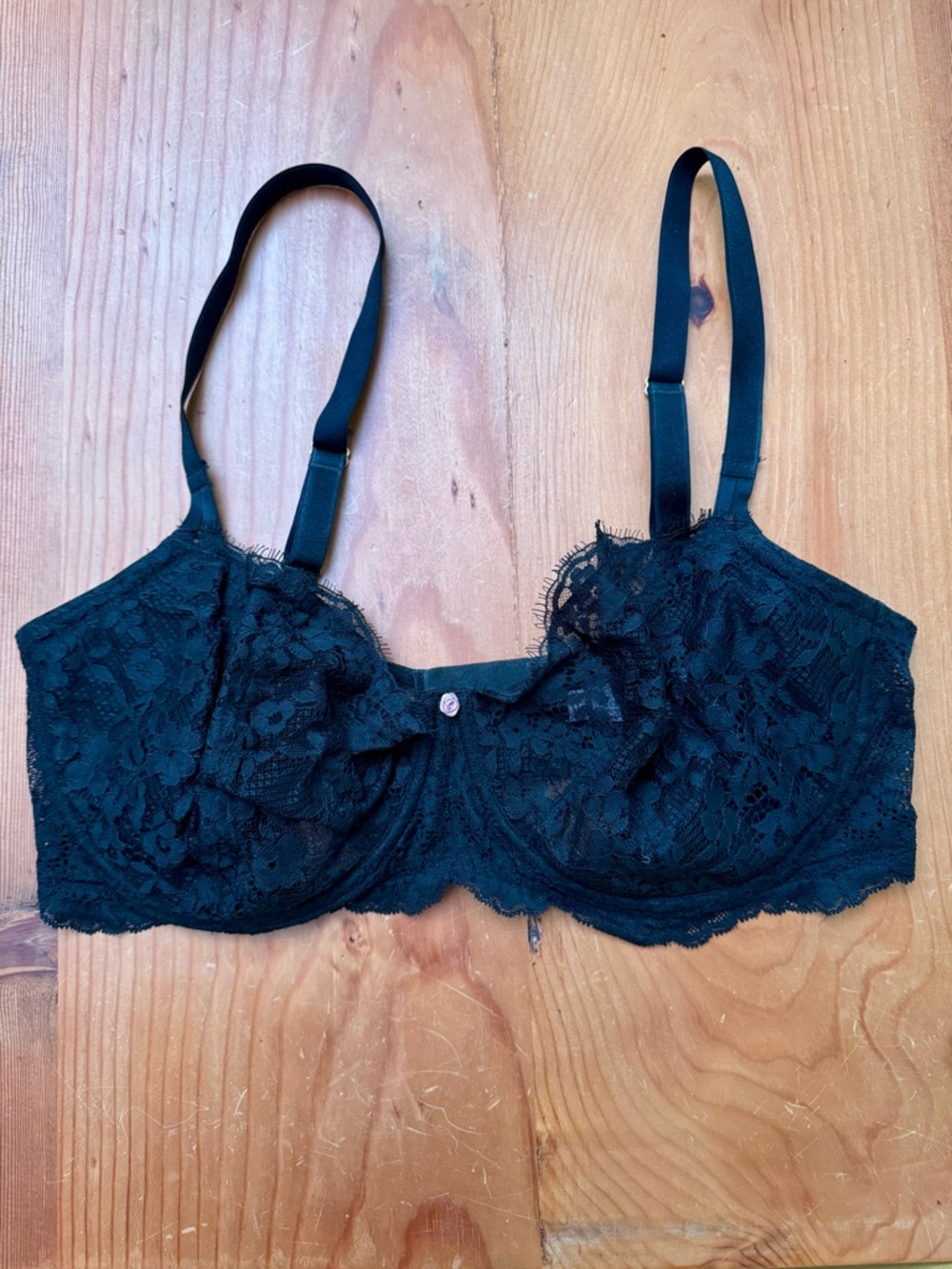 Victoria’s Secret Dream Angels Lace Unlined Push-Up, Black, 38F